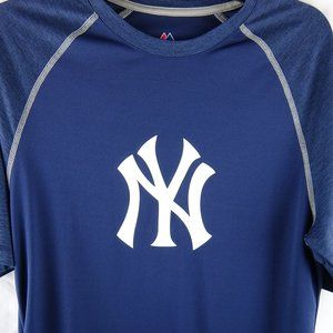 New York Yankees Men's Cool Base Medium Blue Tee